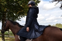 Montar Dicte extralong jacket with slits